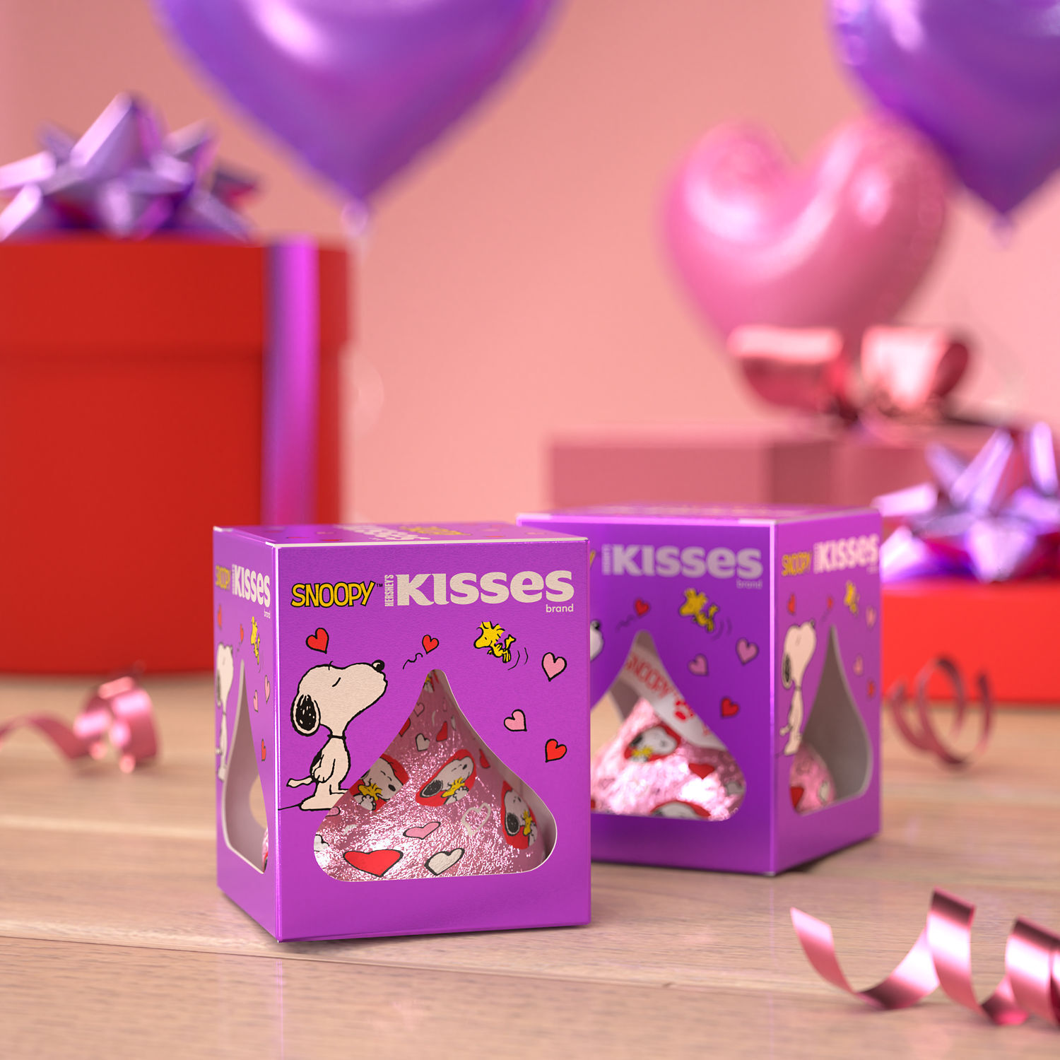 HERSHEY’S KISSES Snoopy™ and Friends Solid Milk Chocolate Valentine’s Candy Gift Boxes, 1.45 oz (6 Count) - THE HERSHEY COMPANY